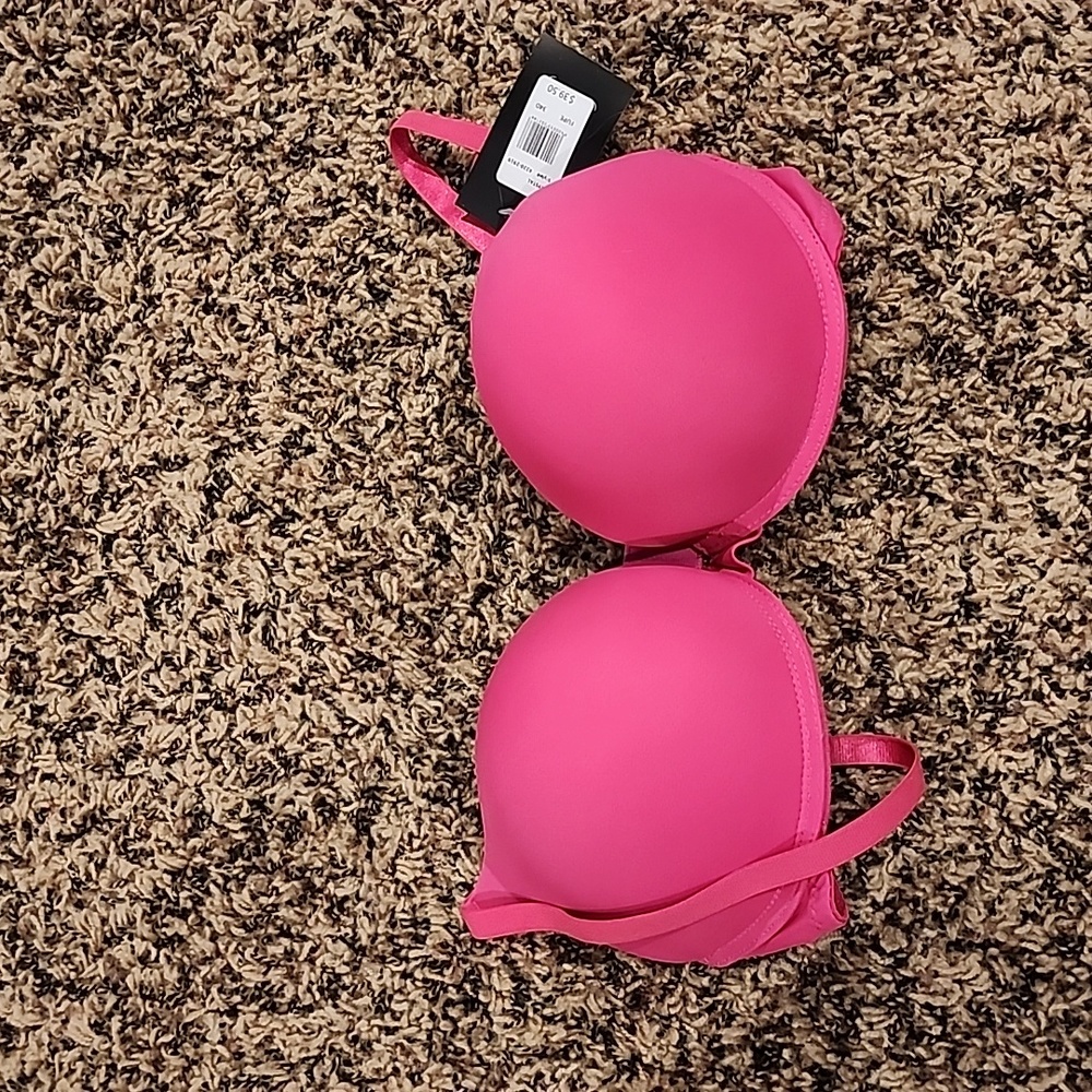 Fredericks of Hollywood push up bra 34d
